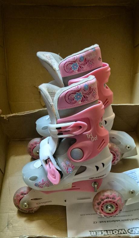 Korčule pre dievčatko worker, 29