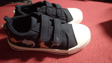 Tenisky dino č.26, 26