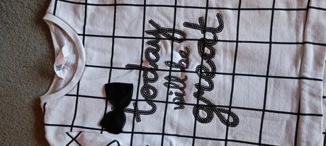 Mikina s flitrami v. 122/128 zn. h&m, h&m,122