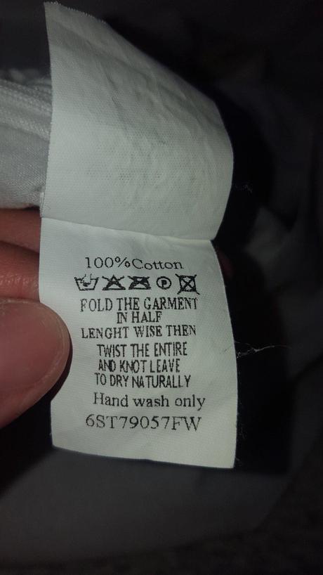 Biela vyšívaná sukňa, 36