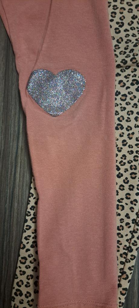 2x tepláky, h&m,122