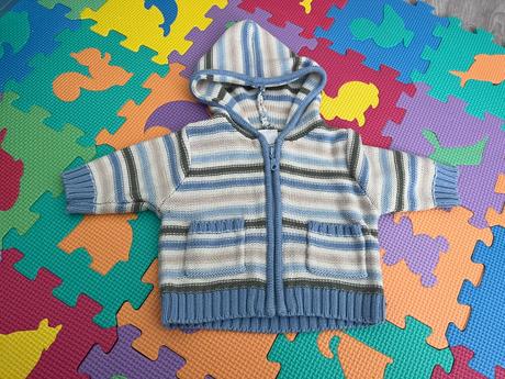 Svetríky, nutmeg,56