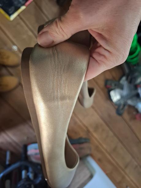 Zlaté balerínky (iba vyskúšané), 38