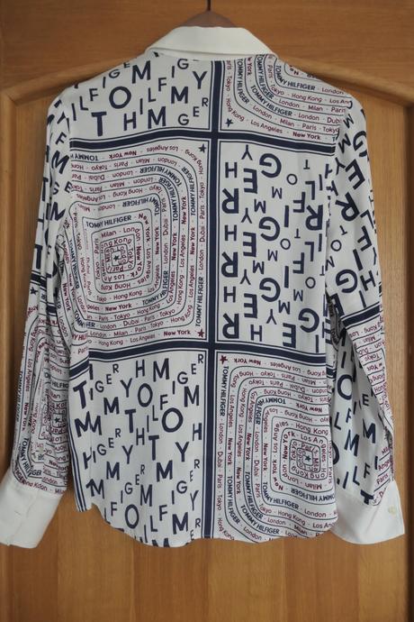 Tommy hilfiger luxusna satenova bluzka m, tommy hilfiger,m