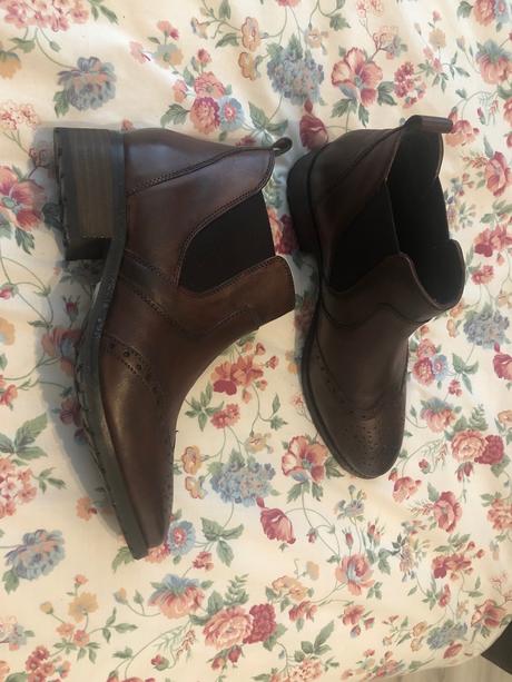 Kozene kotnicky, humanic,38