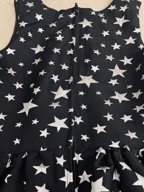 Sviatočne saticky, h&m,134