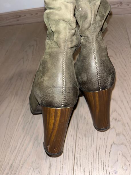 Davos sexy cizmicky, 36