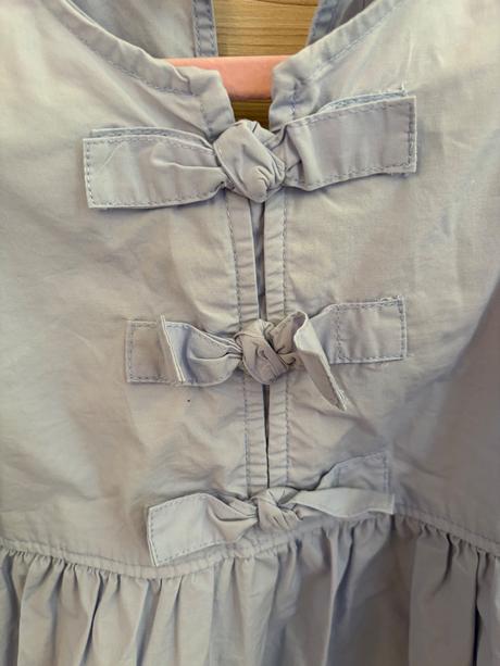Šaty zara s mašlickami, zara,122