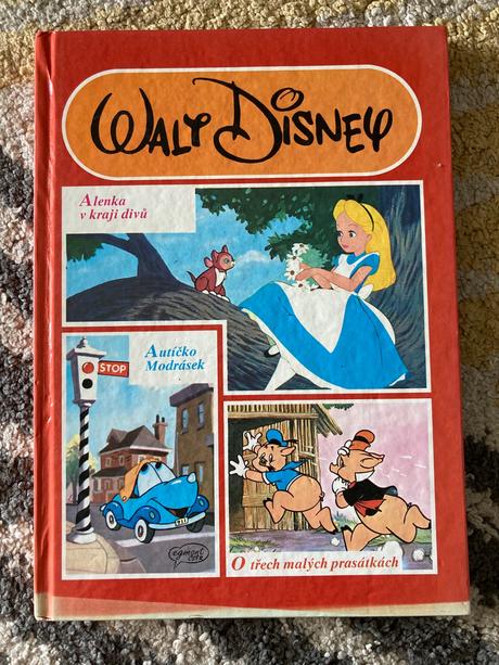 Walt disney alenka v kraji divů. autíčko modrásek, 