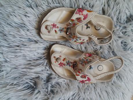 Biele sandálky, c&a,23