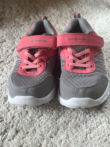 Priedusne tenisky na sport, 30