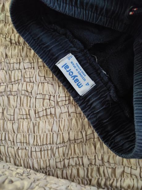 Predám chlap. teplákové mayoral nohavice veľ. 104, mayoral,104