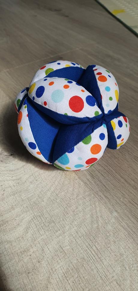 Montessori úchopová loptička, 