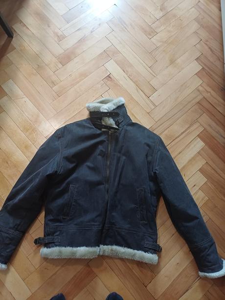 Kožená zateplena bunda, 50