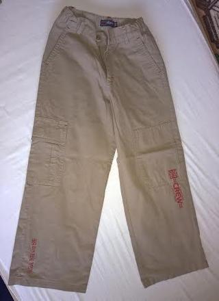 Bledohnedé nohavice, 122