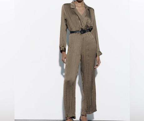 Elegantný saténový overal v olivovo-zlatej (green, zara,s