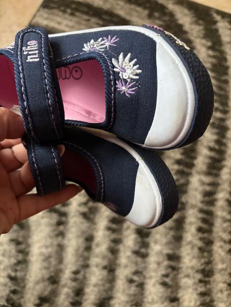 Dievčenske sandaly, 25