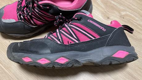 Botasky nepremokave, 33