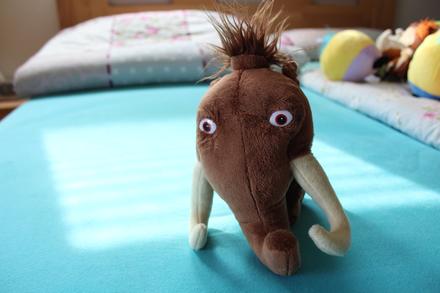 Plyšový mamut manny z doby ľadovej, 