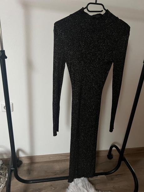 Trblietavé upletove saty, gate,m