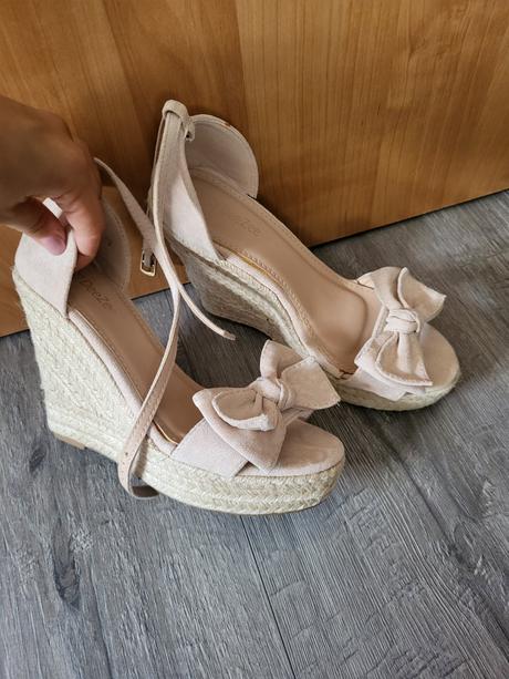 Dámske letné sandálky na platforme, 39