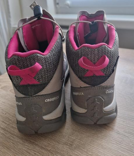 Turisticke topanky, 36