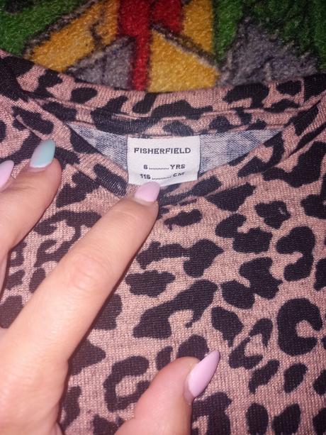 116 teple šaty, gate,116