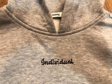 Mikina individual, sinsay,146