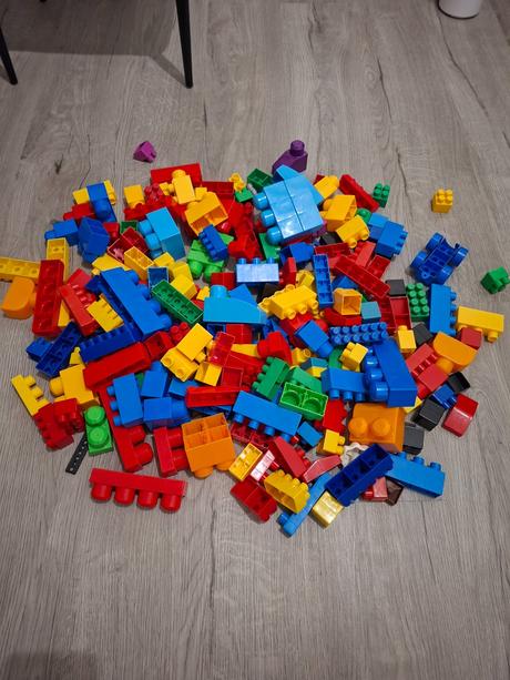 Farebné stavebné kocky, 