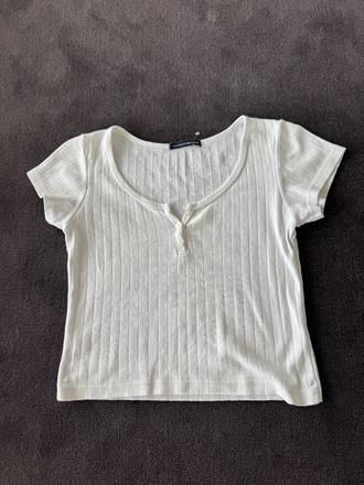 Krátke tričko brandy melville, 164