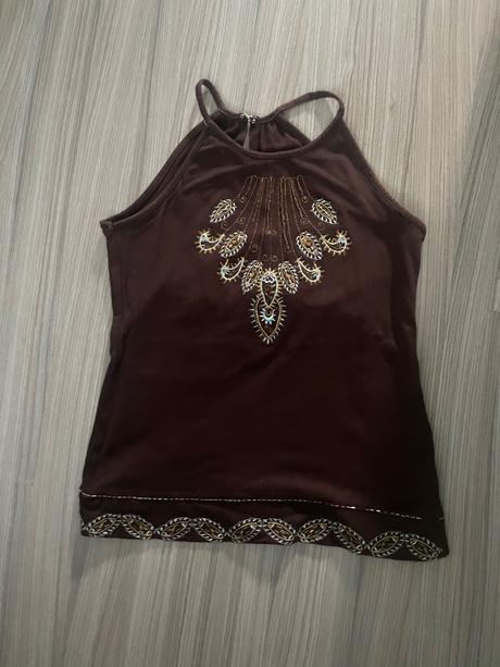 Tričko s ornamentmi, 36