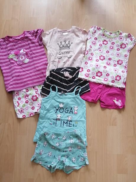 Krattke pyzamka 104/110, 104