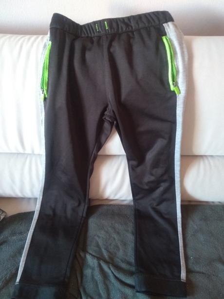 Chlapčenské teplaky, zara,152
