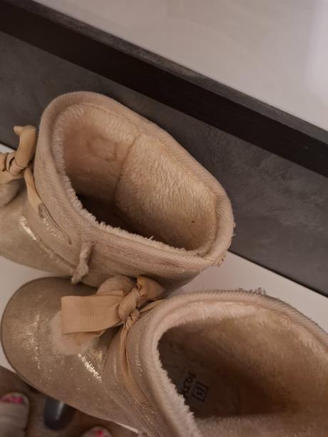 Čižmičky zimné, 31