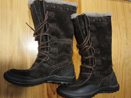 Čižmy caterpillar, 37