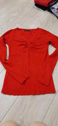 Elastický svetrik, s