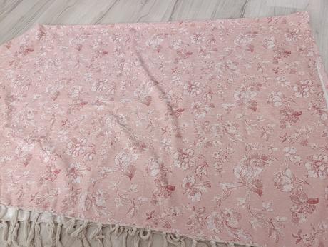 Krásne kvietkované deky, 