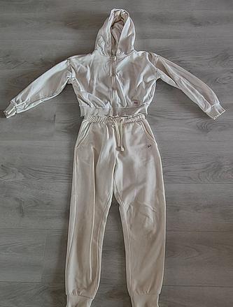 Tepláková súprava, 128