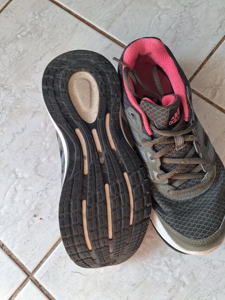 Tenisky, adidas,37