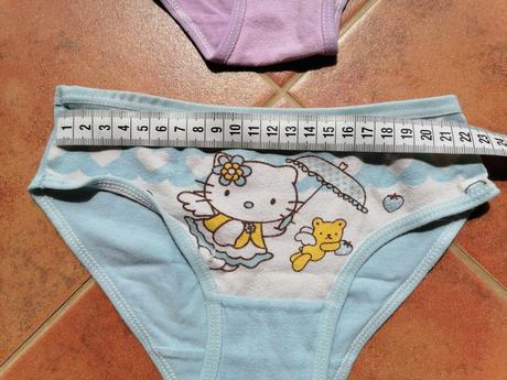 Nohavičky hello kitty, 122