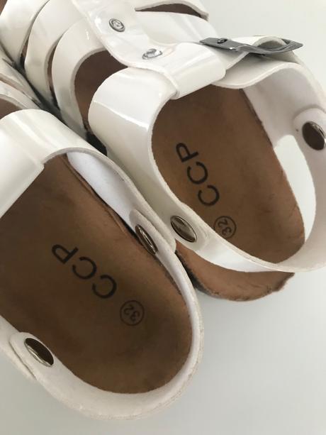 Biele sandalky zn. ccp, 30