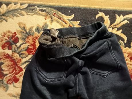 Nové termo tepláčiky, 152