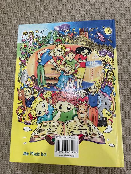 Nasa mama je bosorka kniha, 