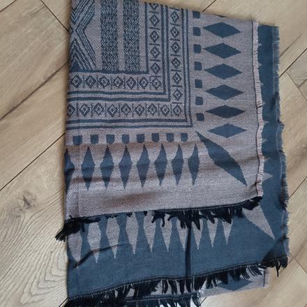 Dámsky klasický šál,