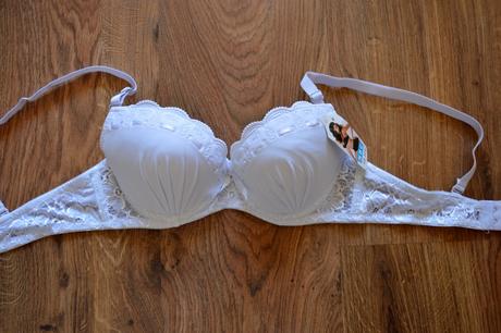 Dámska luxusná podprsenka, 75b - 95e