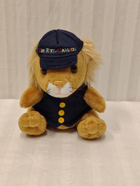 Zberateľský lev the ritz-carlton, maskot caroline, 