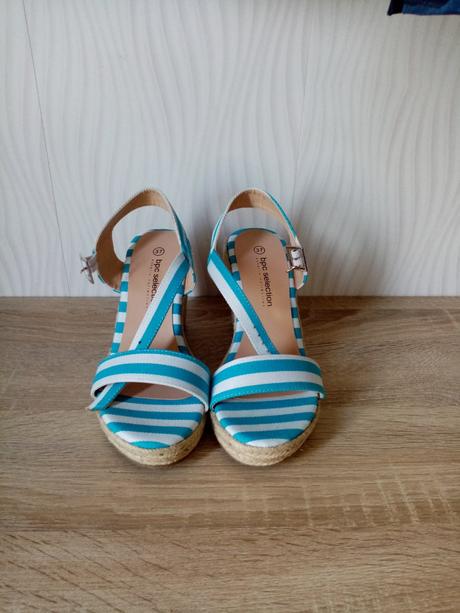 Dámske sandále, 37
