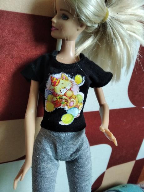 Oblečenie pre barbie,
