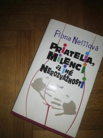 Kniha priatelia,milenci a ine nerozvaznosti,