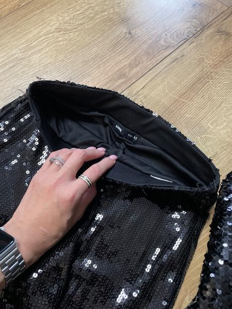 Flitrovaný kostým, sinsay,xs